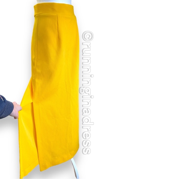 Vintage 70’s Yellow High Waisted Double Side Slit Maxi Skirt See Measurement - Picture 2 of 16